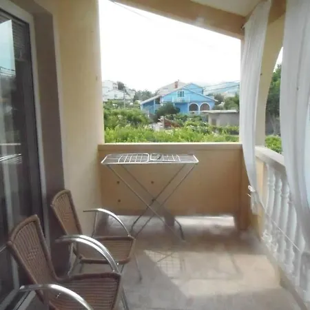 Apartment House Lopar