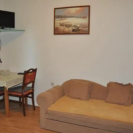 Apartment House *